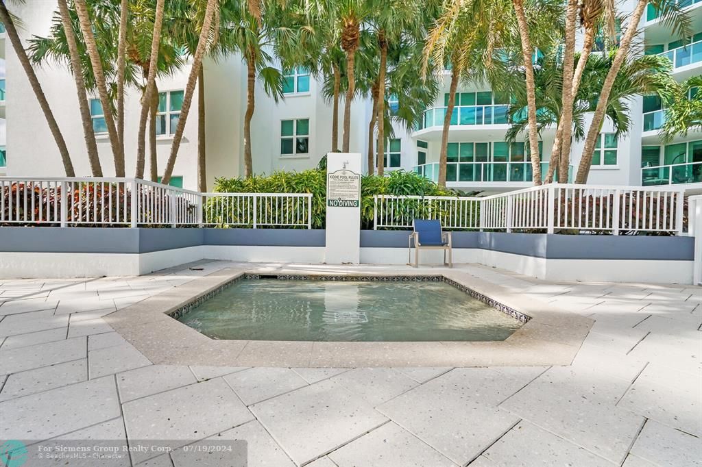 Boca Raton, Florida 33432, 1 Bedroom Bedrooms, ,2 BathroomsBathrooms,Residential Rental,Limited Service,Mizner Blvd,F10419489