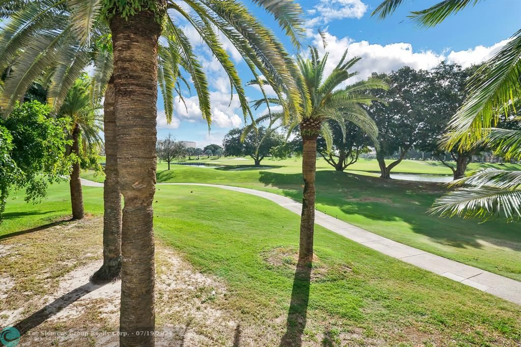 Boca Raton, Florida 33432, 1 Bedroom Bedrooms, ,2 BathroomsBathrooms,Residential Rental,Limited Service,Mizner Blvd,F10419489