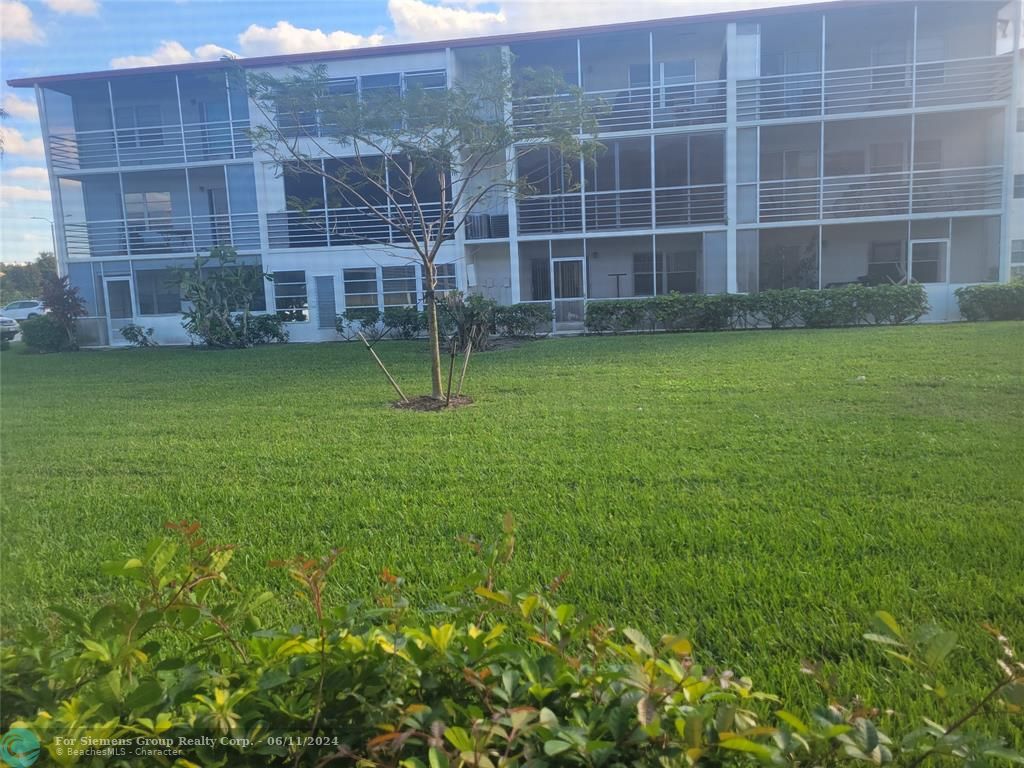 View of Garden Left Side of Patio