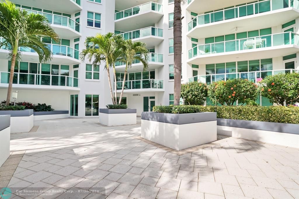 Boca Raton, Florida 33432, 1 Bedroom Bedrooms, ,2 BathroomsBathrooms,Condo/Co-op/Villa/Townhouse,Limited Service,Mizner Blvd,F10422907
