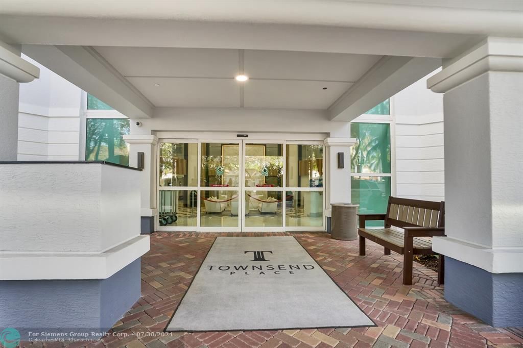 Boca Raton, Florida 33432, 1 Bedroom Bedrooms, ,2 BathroomsBathrooms,Condo/Co-op/Villa/Townhouse,Limited Service,Mizner Blvd,F10422907