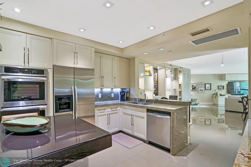 Boca Raton, Florida 33432, 1 Bedroom Bedrooms, ,2 BathroomsBathrooms,Condo/Co-op/Villa/Townhouse,Limited Service,Mizner Blvd,F10422907