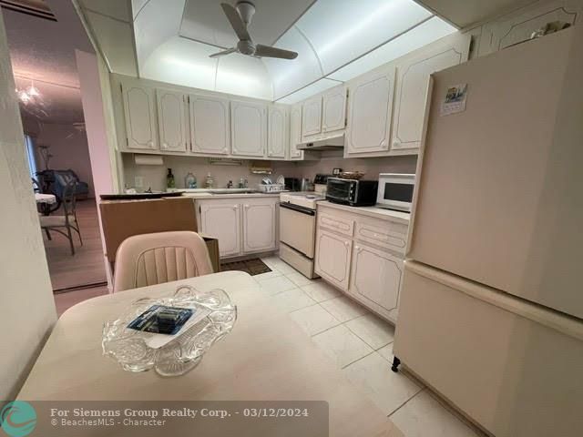 Boca Raton, Florida 33434, 1 Bedroom Bedrooms, ,1 BathroomBathrooms,Condo/Co-op/Villa/Townhouse,Exclusive Right,Preston C,F10424733