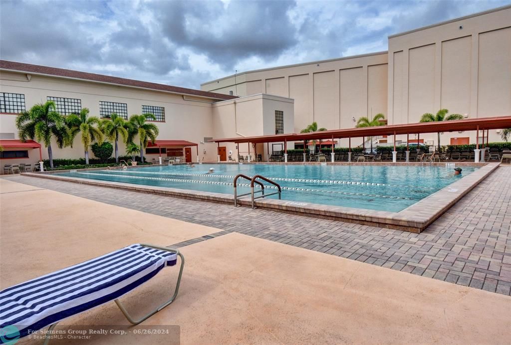 Boca Raton, Florida 33434, 1 Bedroom Bedrooms, ,1 BathroomBathrooms,Condo/Co-op/Villa/Townhouse,Exclusive Right,Suffolk A,F10426610