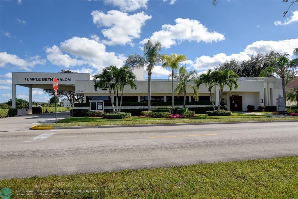 Boca Raton, Florida 33434, 1 Bedroom Bedrooms, ,1 BathroomBathrooms,Condo/Co-op/Villa/Townhouse,Exclusive Right,Suffolk A,F10426610