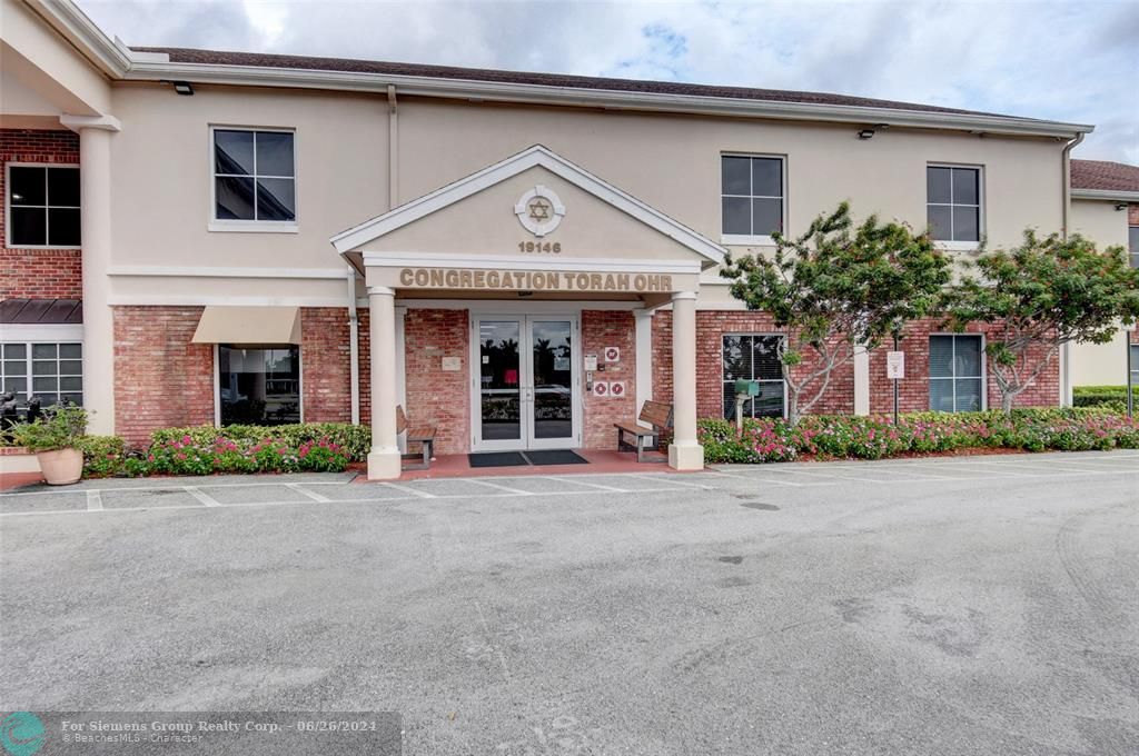 Boca Raton, Florida 33434, 1 Bedroom Bedrooms, ,1 BathroomBathrooms,Condo/Co-op/Villa/Townhouse,Exclusive Right,Suffolk A,F10426610