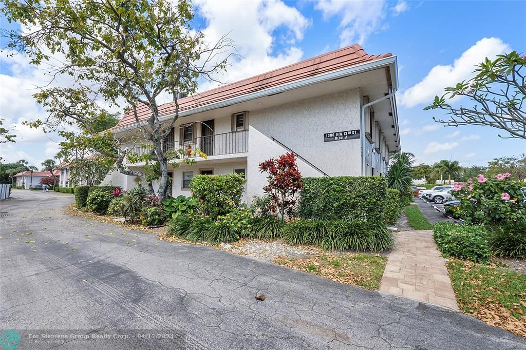 Boca Raton, Florida 33486, 3 Bedrooms Bedrooms, ,2 BathroomsBathrooms,Condo/Co-op/Villa/Townhouse,Exclusive Right,13th St,F10429386