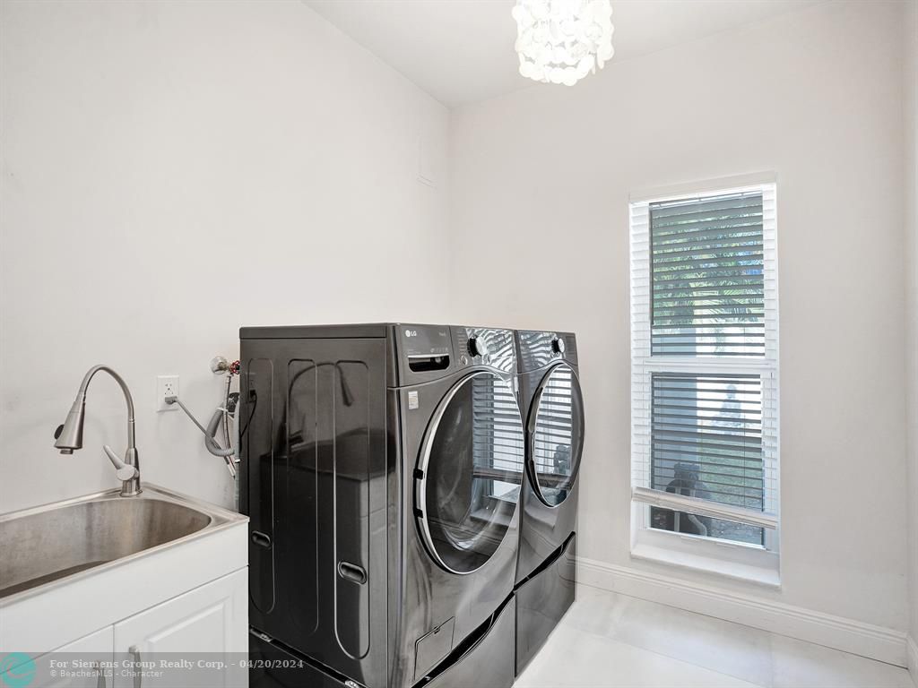 Boca Raton, Florida 33434, 5 Bedrooms Bedrooms, ,3 BathroomsBathrooms,Single Family,Exclusive Right,27th St,F10428682