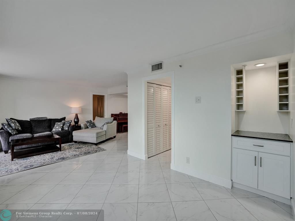 Boca Raton, Florida 33487, 2 Bedrooms Bedrooms, 2 Rooms Rooms,2 BathroomsBathrooms,Condo/Co-op/Villa/Townhouse,Exclusive Right,67th Street,F10430053