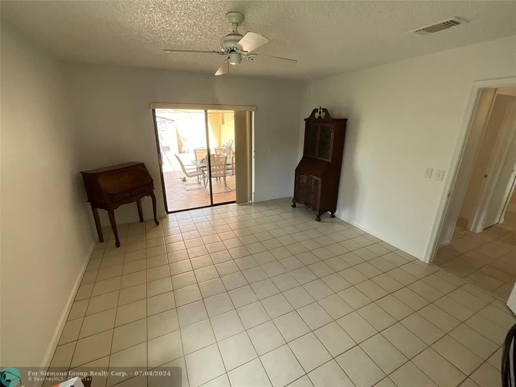 Boca Raton, Florida 33433, 2 Bedrooms Bedrooms, 6 Rooms Rooms,2 BathroomsBathrooms,Condo/Co-op/Villa/Townhouse,Exclusive Agency,Barlake Dr,F10423744