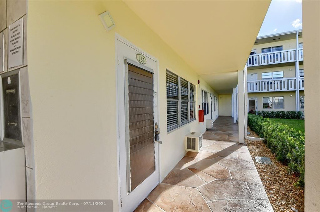 Boca Raton, Florida 33434, 1 Bedroom Bedrooms, ,1 BathroomBathrooms,Condo/Co-op/Villa/Townhouse,Exclusive Right,Dorset,F10432405