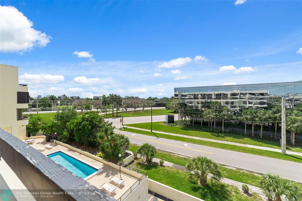 Boca Raton, Florida 33432, 2 Bedrooms Bedrooms, ,2 BathroomsBathrooms,Condo/Co-op/Villa/Townhouse,Exclusive Right,Federal Hwy,F10432415