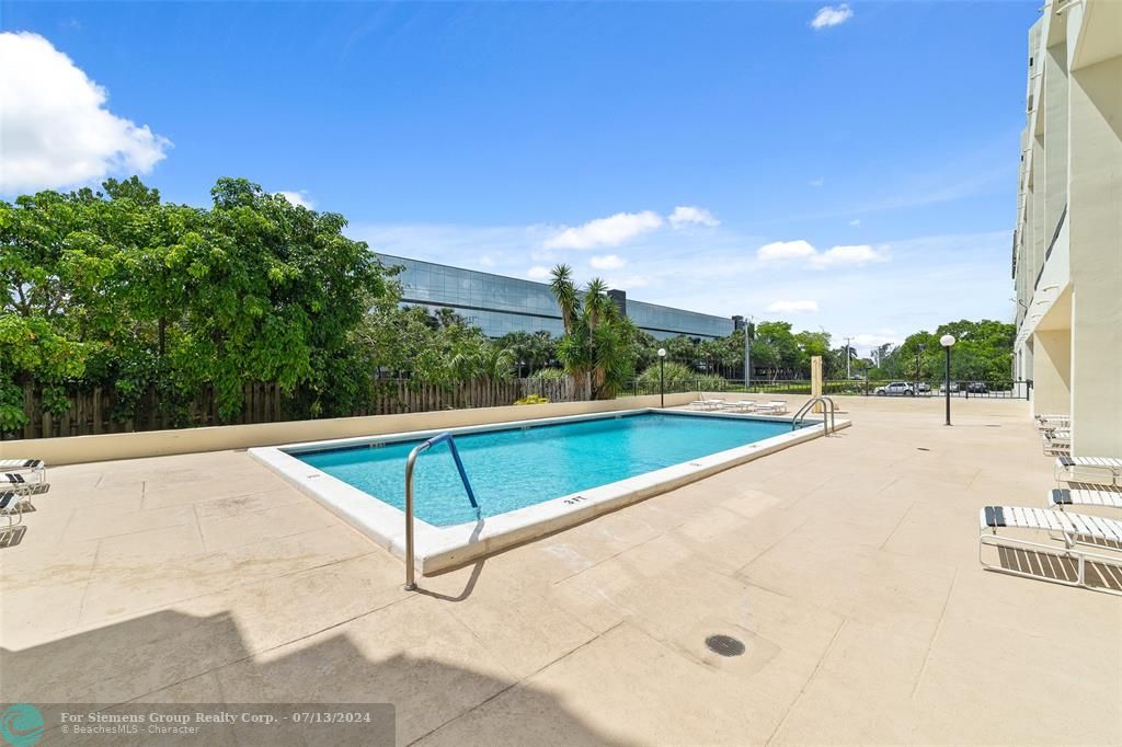 Boca Raton, Florida 33432, 2 Bedrooms Bedrooms, ,2 BathroomsBathrooms,Condo/Co-op/Villa/Townhouse,Exclusive Right,Federal Hwy,F10432415