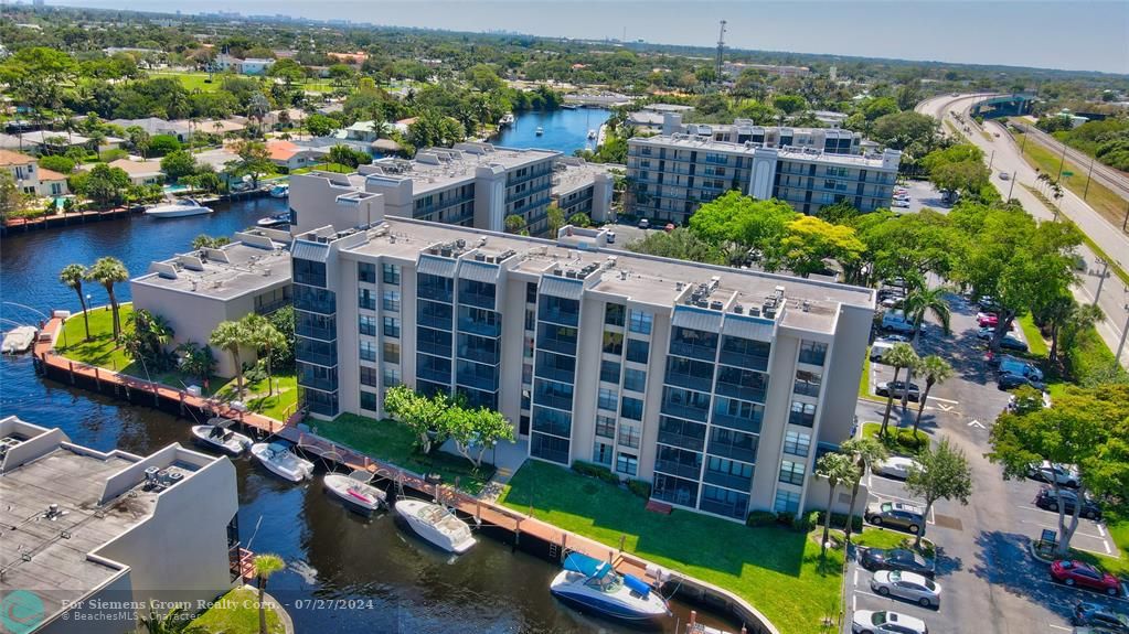 Boca Raton, Florida 33432, 1 Bedroom Bedrooms, ,1 BathroomBathrooms,Condo/Co-op/Villa/Townhouse,Exclusive Right,Royal Palm Way,F10432301