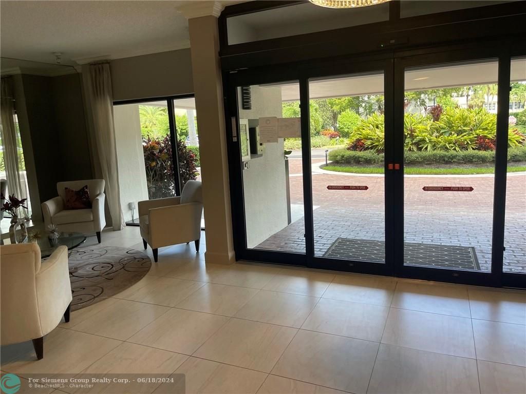 Boca Raton, Florida 33434, 2 Bedrooms Bedrooms, ,2 BathroomsBathrooms,Residential Rental,Exclusive Right,Willow Wood Dr,F10434419