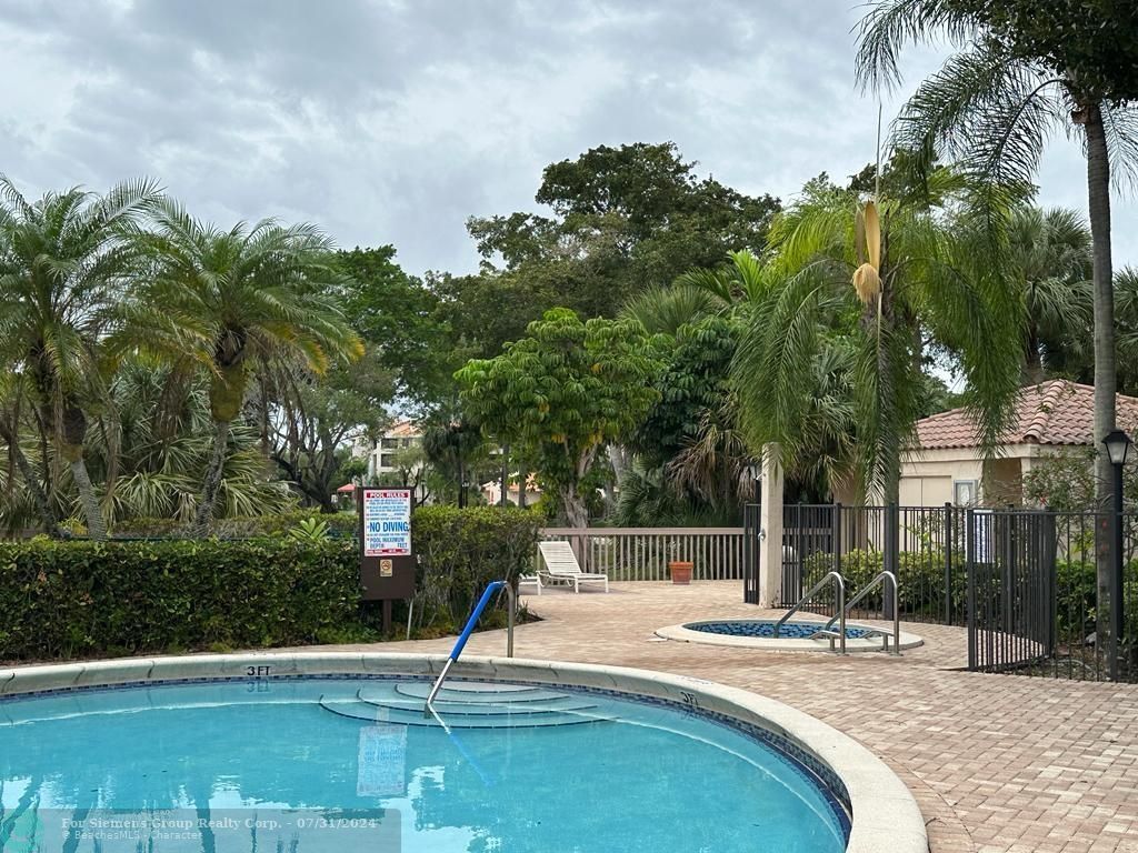 Boca Raton, Florida 33433, 2 Bedrooms Bedrooms, ,2 BathroomsBathrooms,Condo/Co-op/Villa/Townhouse,Exclusive Agency,La Paz Blvd,F10415110