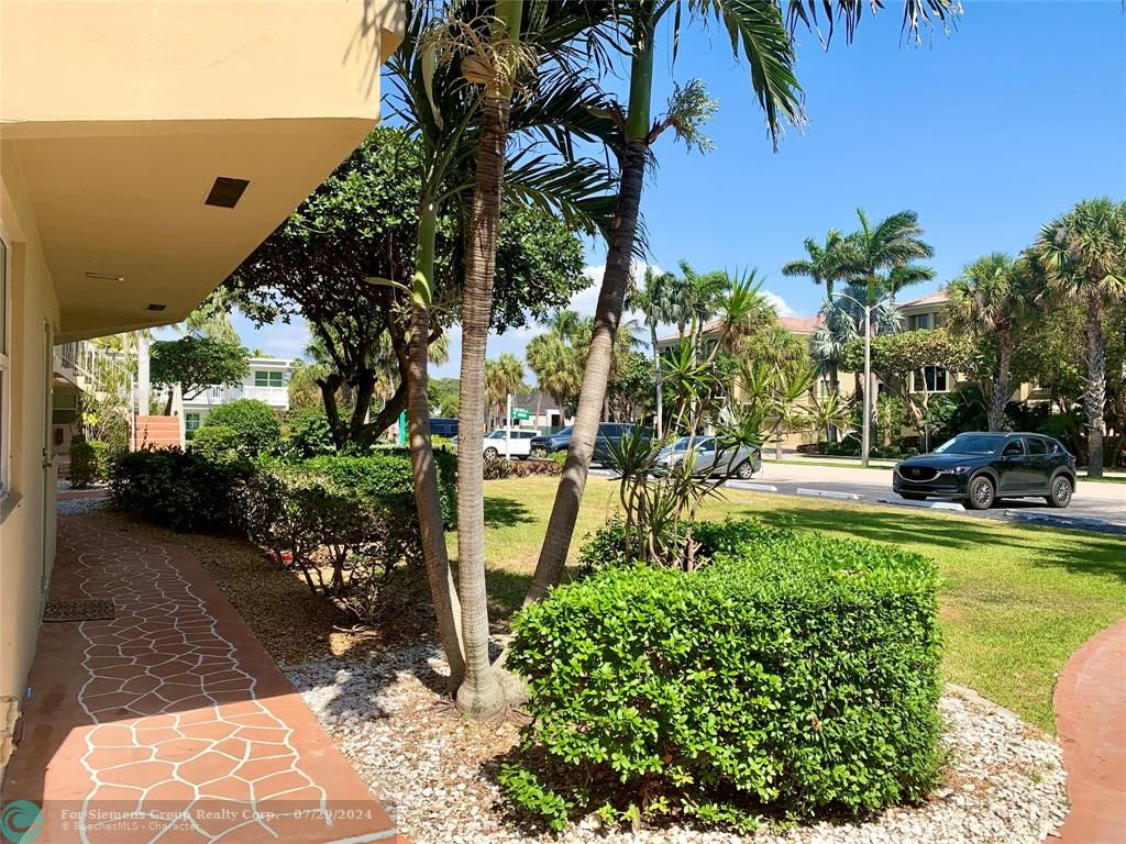 Boca Raton, Florida 33432, 1 Bedroom Bedrooms, ,1 BathroomBathrooms,Condo/Co-op/Villa/Townhouse,Exclusive Right,Osceola Drive,F10434835