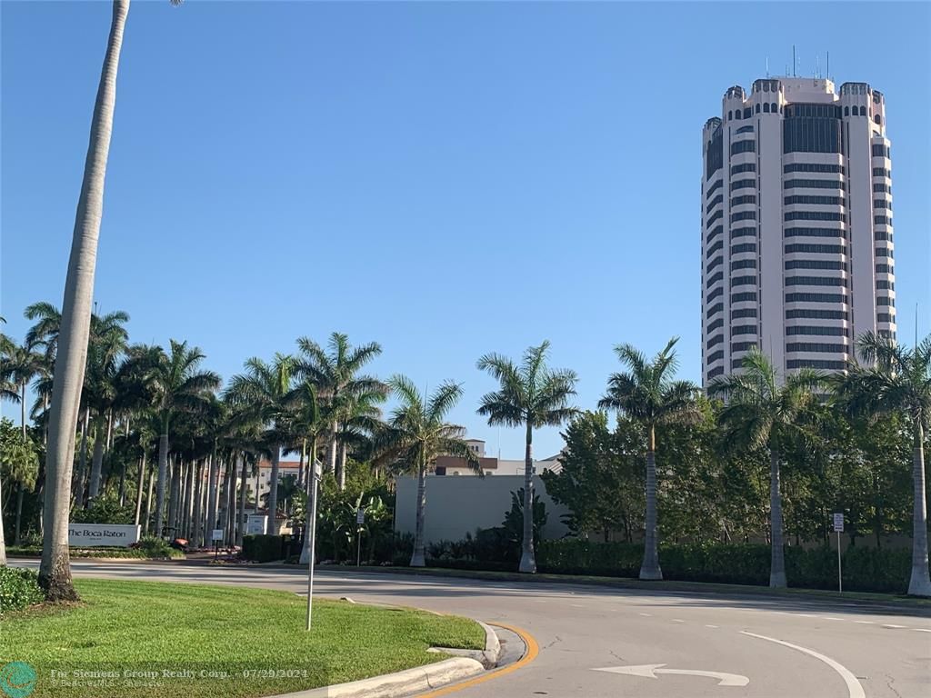 Boca Raton, Florida 33432, 1 Bedroom Bedrooms, ,1 BathroomBathrooms,Condo/Co-op/Villa/Townhouse,Exclusive Right,Osceola Drive,F10434835