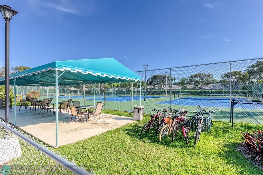 Boca Raton, Florida 33487, 2 Bedrooms Bedrooms, ,2 BathroomsBathrooms,Condo/Co-op/Villa/Townhouse,Exclusive Right,2nd Ave,F10435617