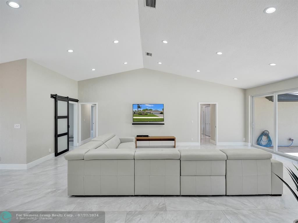 Boca Raton, Florida 33428, 3 Bedrooms Bedrooms, ,4 BathroomsBathrooms,Single Family,Exclusive Right,Boca Woods Lane,F10436465