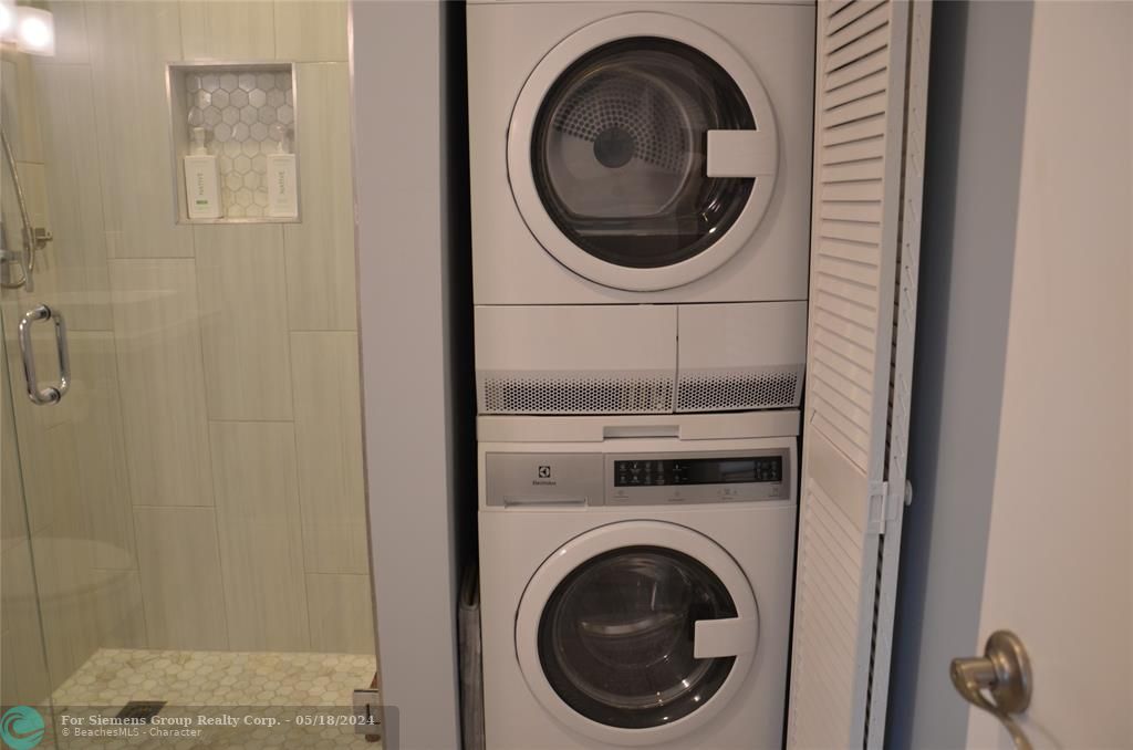 Private washer/dryer