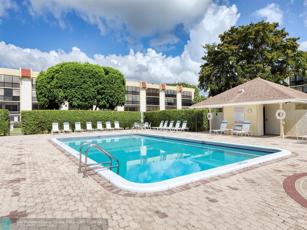 Boca Raton, Florida 33428, 2 Bedrooms Bedrooms, ,2 BathroomsBathrooms,Condo/Co-op/Villa/Townhouse,Exclusive Right,Barwood Ln,F10437823