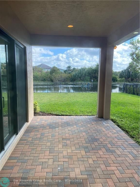 Parkland, Florida 33076, 5 Bedrooms Bedrooms, ,4 BathroomsBathrooms,Residential Rental,Exclusive Right,Solstice Cir,F10437954