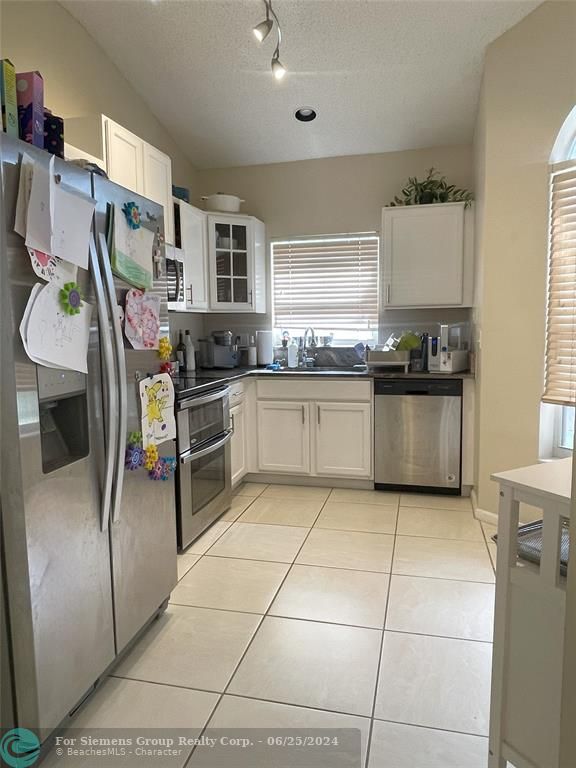 Boca Raton, Florida 33433, 3 Bedrooms Bedrooms, ,2 BathroomsBathrooms,Residential Rental,Exclusive Right,Via Serena,F10437479