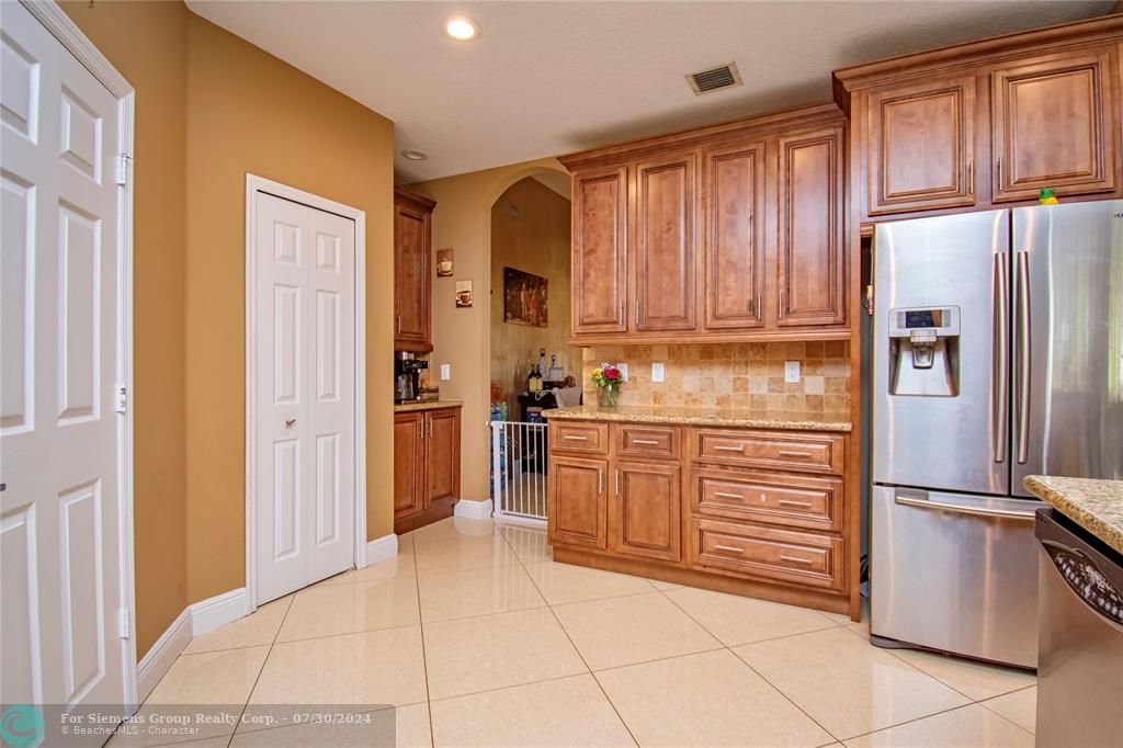 Boca Raton, Florida 33428, 4 Bedrooms Bedrooms, ,3 BathroomsBathrooms,Single Family,Exclusive Right,Cascades Pointe Dr,F10440594