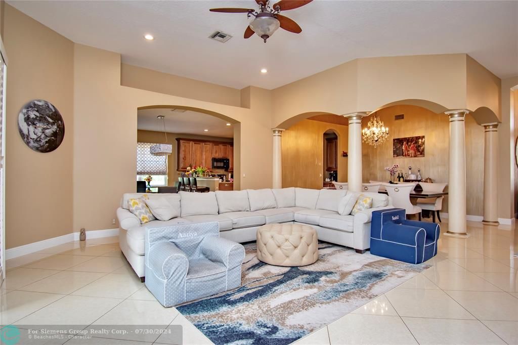 Boca Raton, Florida 33428, 4 Bedrooms Bedrooms, ,3 BathroomsBathrooms,Single Family,Exclusive Right,Cascades Pointe Dr,F10440594
