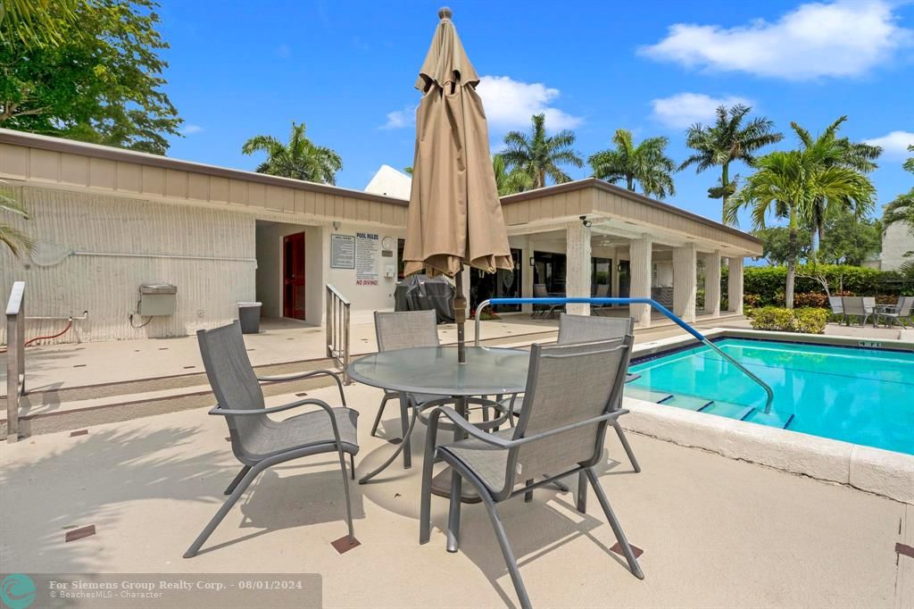 Boca Raton, Florida 33433, 2 Bedrooms Bedrooms, ,2 BathroomsBathrooms,Condo/Co-op/Villa/Townhouse,Exclusive Right,Spring Bottom Way,F10441379