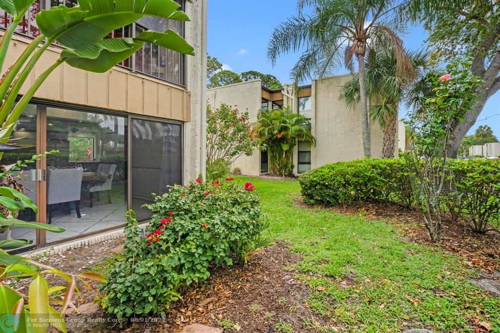 Boca Raton, Florida 33433, 2 Bedrooms Bedrooms, ,2 BathroomsBathrooms,Condo/Co-op/Villa/Townhouse,Exclusive Right,Spring Bottom Way,F10441379