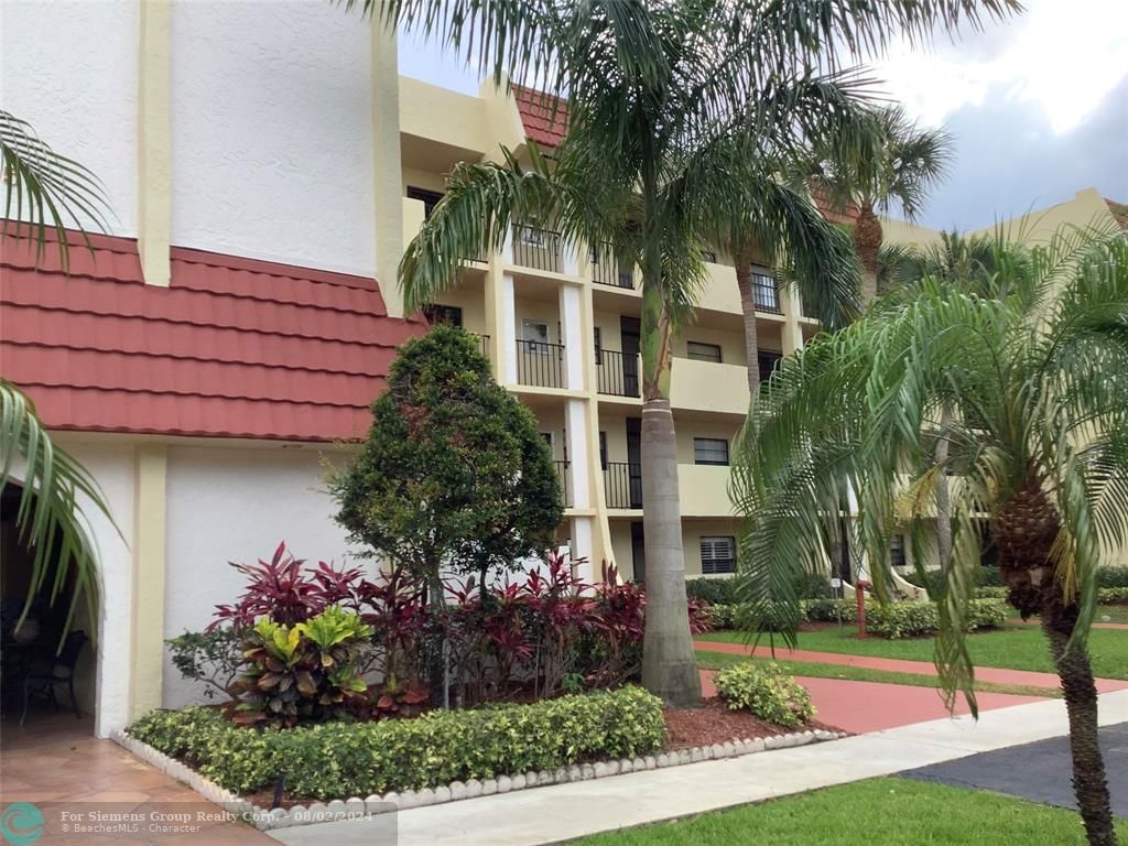 Boca Raton, Florida 33428, 2 Bedrooms Bedrooms, ,2 BathroomsBathrooms,Condo/Co-op/Villa/Townhouse,Exclusive Right,Carolwood Ln,F10441818