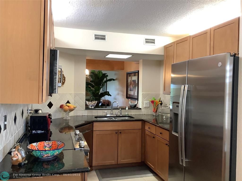 Boca Raton, Florida 33428, 2 Bedrooms Bedrooms, ,2 BathroomsBathrooms,Condo/Co-op/Villa/Townhouse,Exclusive Right,Carolwood Ln,F10441818