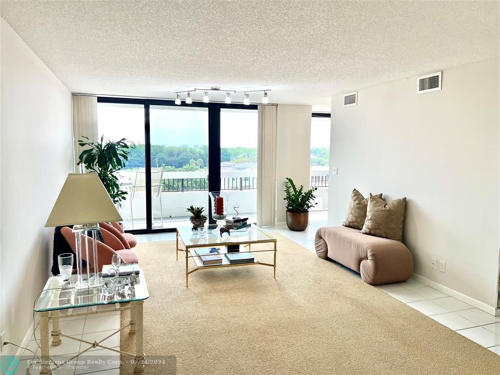 Boca Raton, Florida 33433, 2 Bedrooms Bedrooms, ,2 BathroomsBathrooms,Residential Rental,Exclusive Right,Camino Del Mar,F10441489