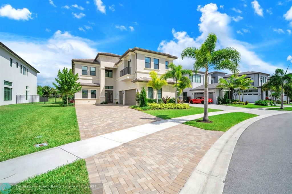 Boca Raton, Florida 33496, 7 Bedrooms Bedrooms, 10 Rooms Rooms,8 BathroomsBathrooms,Single Family,Exclusive Variable,Cappuccino Way,F10442916