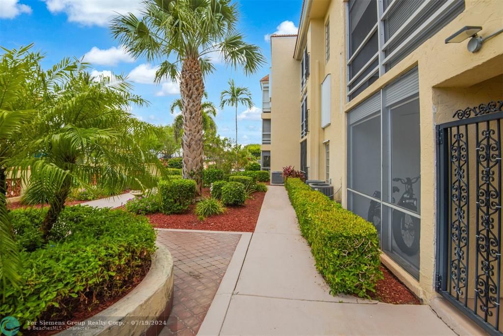 Boca Raton, Florida 33432, 1 Bedroom Bedrooms, ,1 BathroomBathrooms,Condo/Co-op/Villa/Townhouse,Exclusive Right,8th St,F10442579