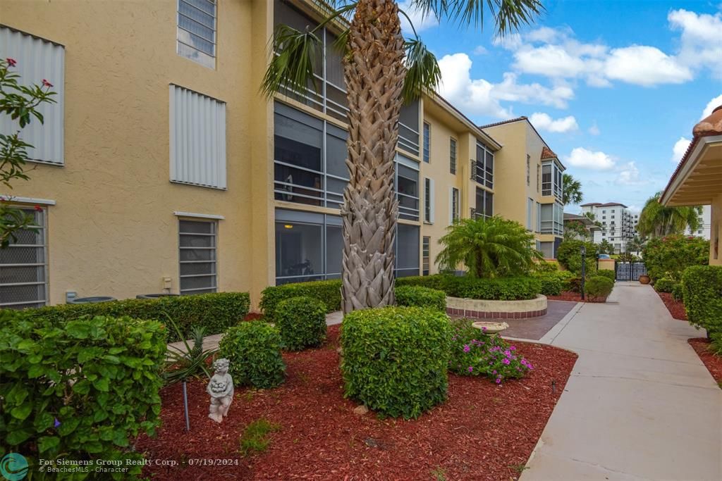 Boca Raton, Florida 33432, 1 Bedroom Bedrooms, ,1 BathroomBathrooms,Condo/Co-op/Villa/Townhouse,Exclusive Right,8th St,F10442579