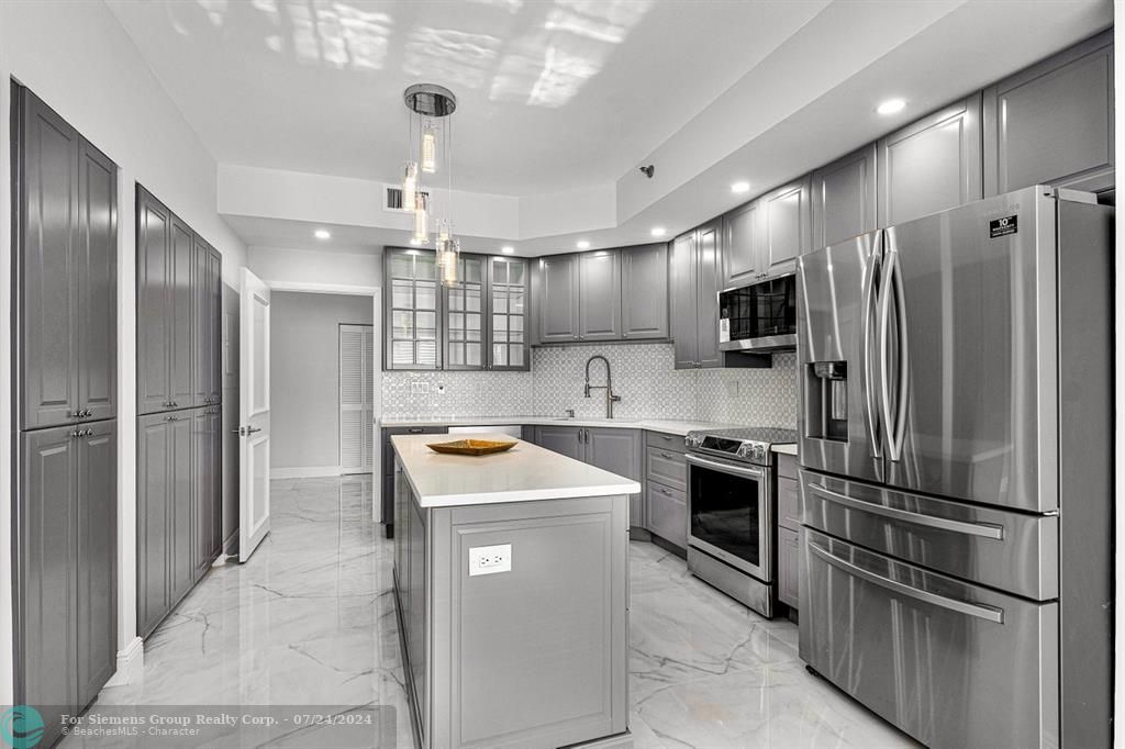 Boca Raton, Florida 33433, 3 Bedrooms Bedrooms, ,2 BathroomsBathrooms,Condo/Co-op/Villa/Townhouse,Exclusive Right,Promenade Drive,F10443682