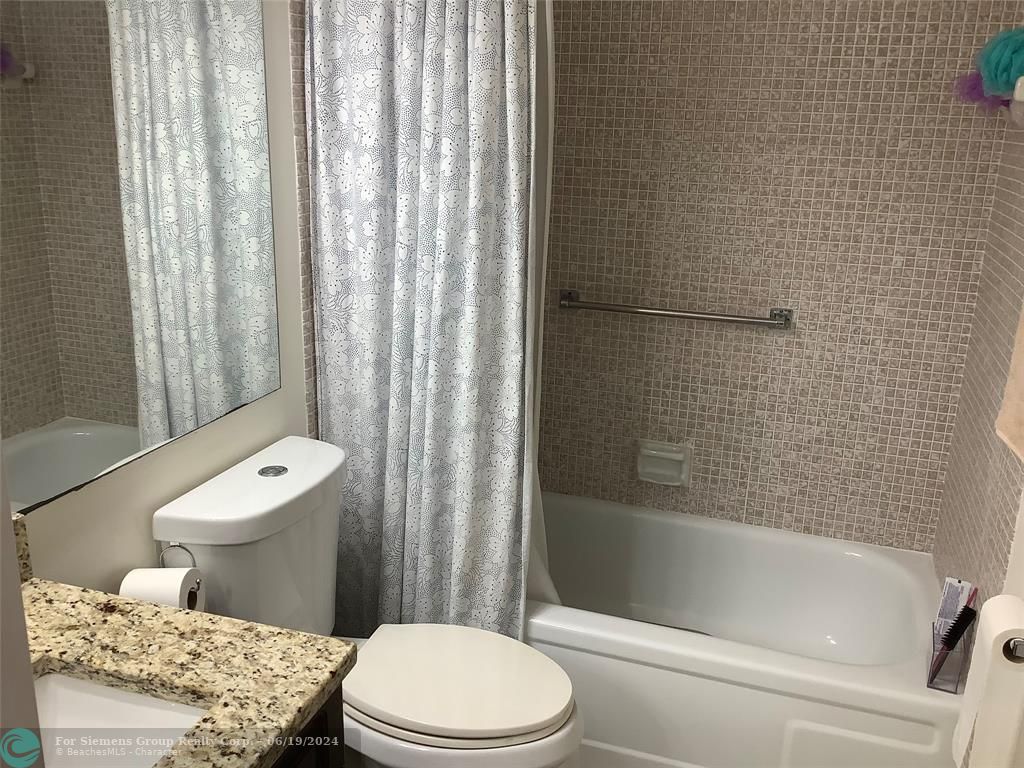 Boca Raton, Florida 33434, 1 Bedroom Bedrooms, ,1 BathroomBathrooms,Condo/Co-op/Villa/Townhouse,Exclusive Right,Suffolk,F10444532