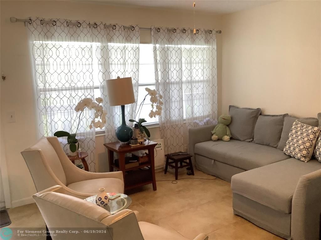 Boca Raton, Florida 33434, 1 Bedroom Bedrooms, ,1 BathroomBathrooms,Condo/Co-op/Villa/Townhouse,Exclusive Right,Suffolk,F10444532