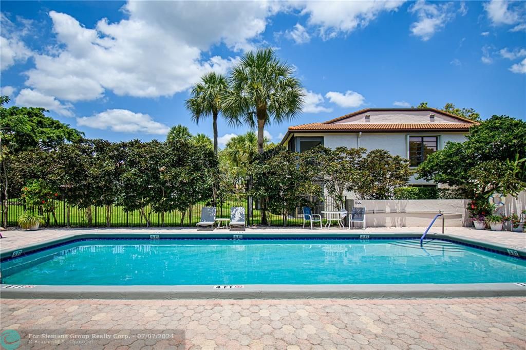 Boca Raton, Florida 33433, 2 Bedrooms Bedrooms, ,2 BathroomsBathrooms,Residential Rental,Exclusive Right,CYPRESS LN,F10444693