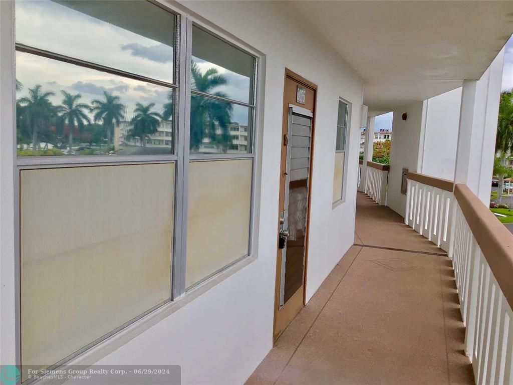 Boca Raton, Florida 33434, 2 Bedrooms Bedrooms, ,1 BathroomBathrooms,Residential Rental,Exclusive Right,Cornwall D,F10445571