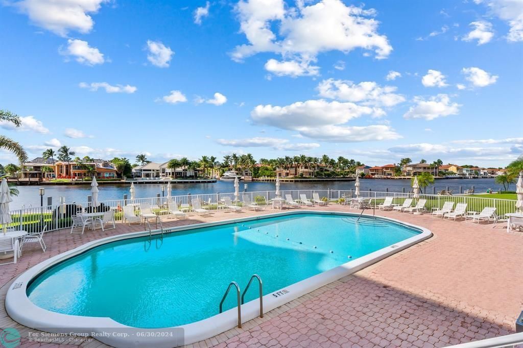 Boca Raton, Florida 33487, 2 Bedrooms Bedrooms, ,2 BathroomsBathrooms,Residential Rental,Exclusive Right,Ocean Blvd,F10445369