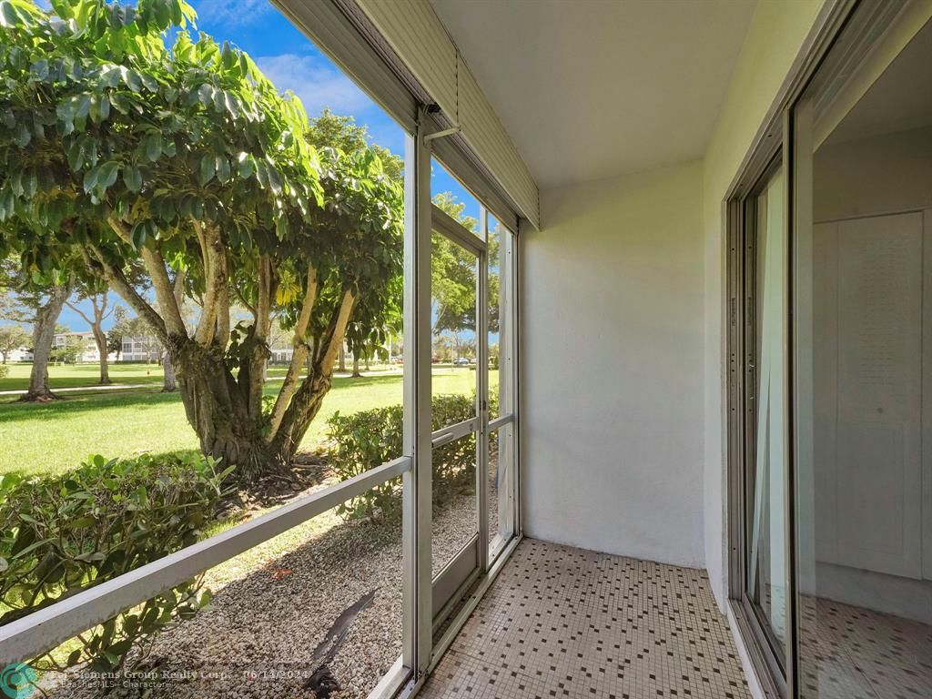 Boca Raton, Florida 33434, 1 Bedroom Bedrooms, ,1 BathroomBathrooms,Condo/Co-op/Villa/Townhouse,Exclusive Agency,Mansfield E,F10444386