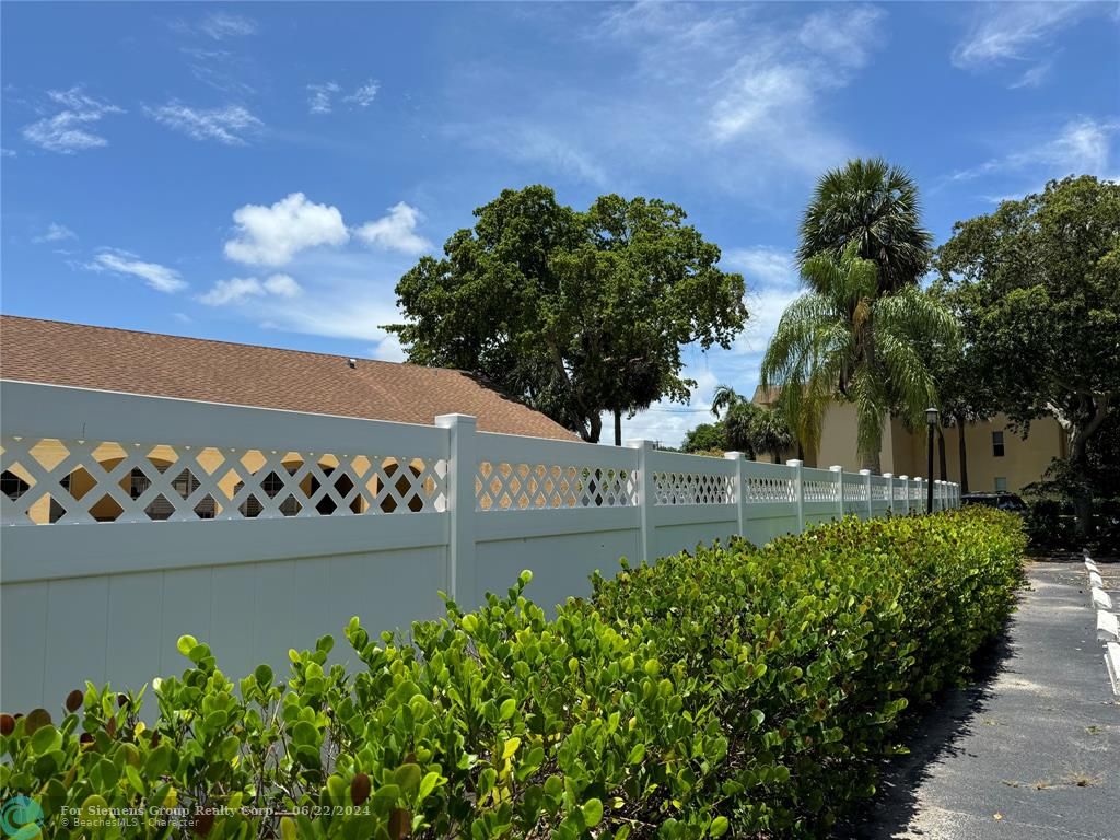 Boca Raton, Florida 33431, 2 Bedrooms Bedrooms, ,2 BathroomsBathrooms,Condo/Co-op/Villa/Townhouse,Exclusive Right,20th St,F10445809