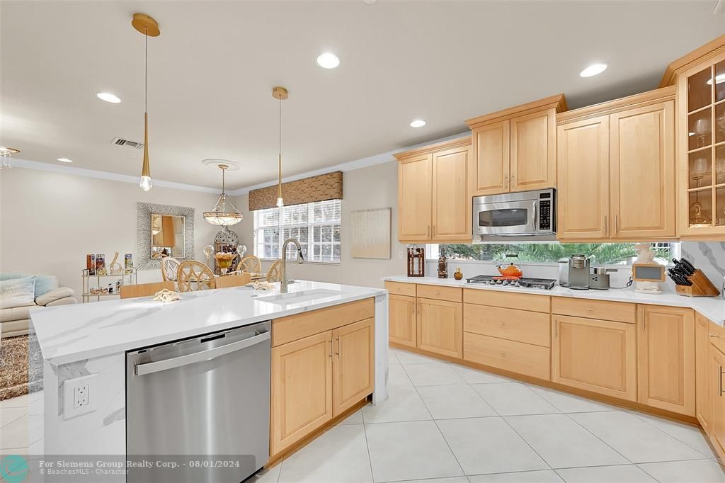 Boca Raton, Florida 33487, 3 Bedrooms Bedrooms, ,3 BathroomsBathrooms,Condo/Co-op/Villa/Townhouse,Exclusive Right,Trieste Ter,F10420848