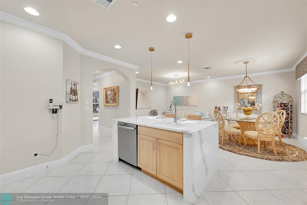 Boca Raton, Florida 33487, 3 Bedrooms Bedrooms, ,3 BathroomsBathrooms,Condo/Co-op/Villa/Townhouse,Exclusive Right,Trieste Ter,F10420848