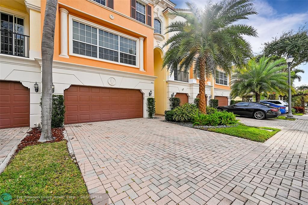 Boca Raton, Florida 33487, 3 Bedrooms Bedrooms, ,3 BathroomsBathrooms,Condo/Co-op/Villa/Townhouse,Exclusive Right,Trieste Ter,F10420848