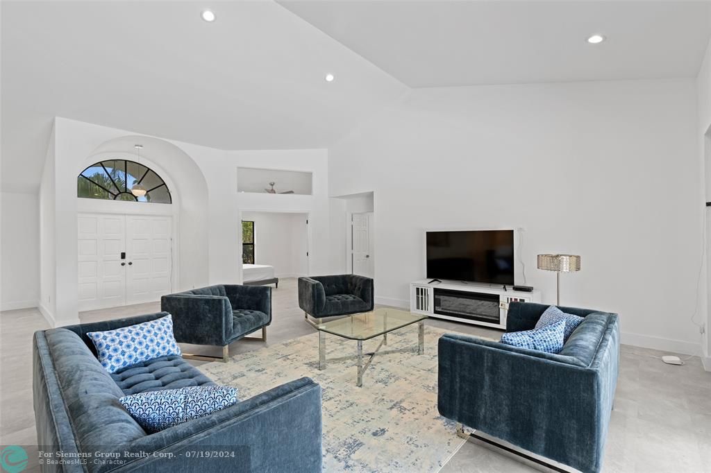 Boca Raton, Florida 33428, 3 Bedrooms Bedrooms, ,3 BathroomsBathrooms,Single Family,Exclusive Right,Boca Woods Ln,F10447174